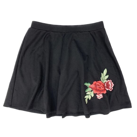 Black A-line Mini Skirt with Flower - Picture 2 of 8